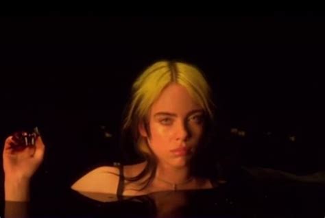 billie desnuda|Billie Eilish Instagram: se desnuda en el video Not My。